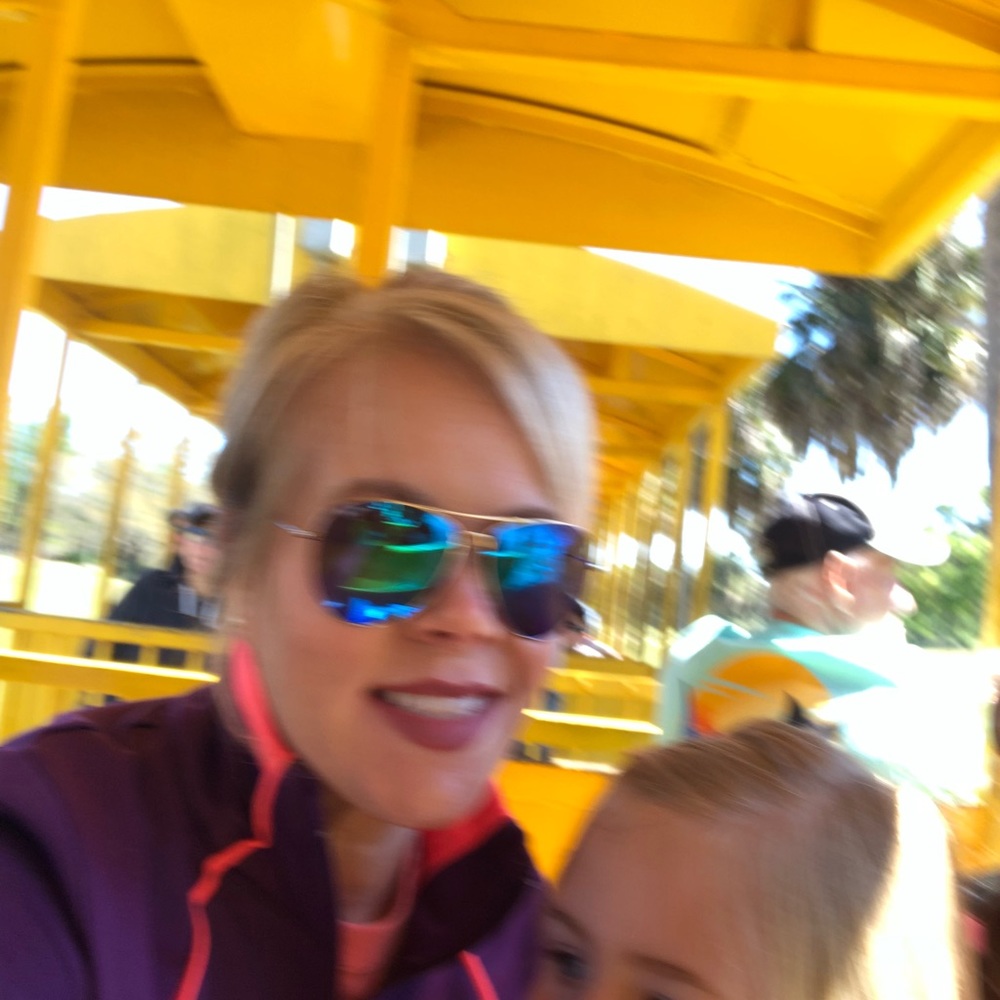 Meet your Posher, Pam